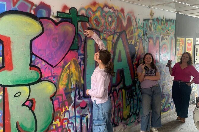 Fun Graffiti Workshop: The Art of Aerosol and Color - Markers, basics of drawing, and getting your outlines clean