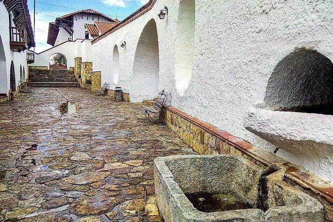 Private Tour: Guatavita, Salt Cathedral & Local Cuisine - Stop 3: The short stroll through restored Guatavita